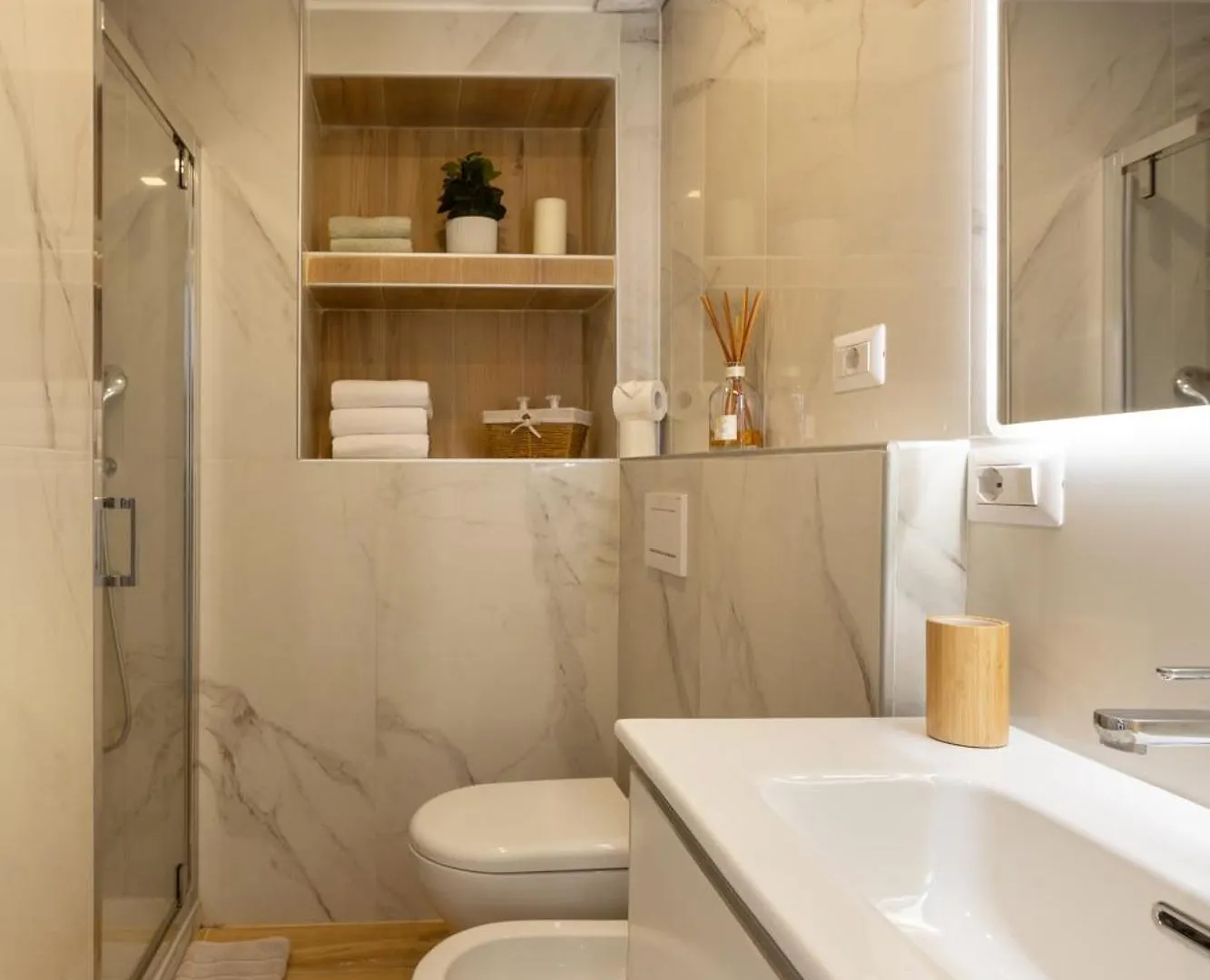 Apartament Plana Mediolan 0*,  Włochy